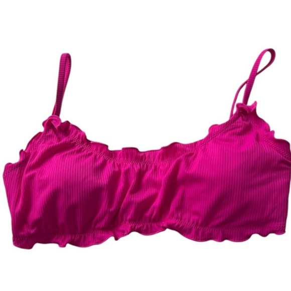 NWT Salt + Cove
Juniors' Ruffle-Trim Bralette Bikini Top XL - Picture 2 of 3